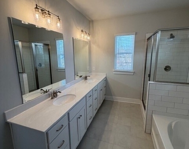 110 Maple Trail - Photo Thumbnail 9