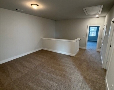 110 Maple Trail - Photo Thumbnail 6