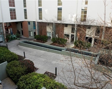 620 Glen Iris Drive - Photo Thumbnail 32