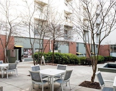 620 Glen Iris Drive - Photo Thumbnail 34