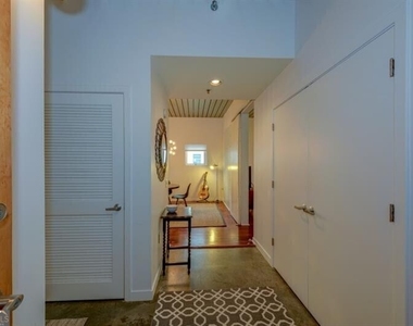 620 Glen Iris Drive - Photo Thumbnail 27
