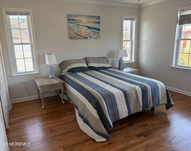 504 N Lake Drive - Photo Thumbnail 5