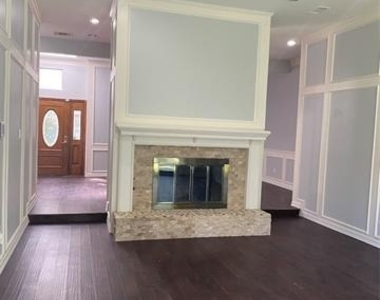 6005 Black Berry Drive - Photo Thumbnail 5