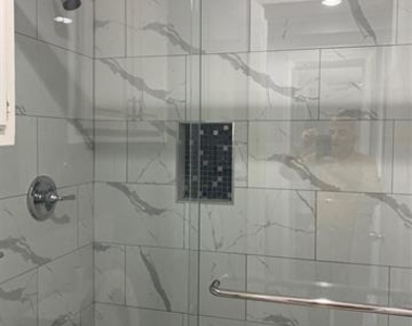 6005 Black Berry Drive - Photo Thumbnail 20