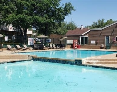 2300 Balsam Drive - Photo Thumbnail 8