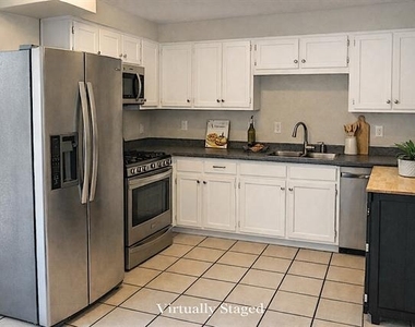 9844 Valley Meadow Court - Photo Thumbnail 7