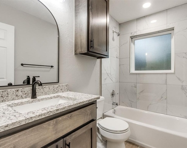 1612 Cherry Stone Street - Photo Thumbnail 16
