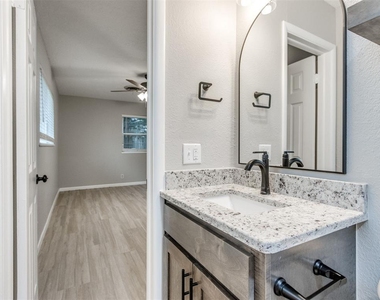1612 Cherry Stone Street - Photo Thumbnail 23
