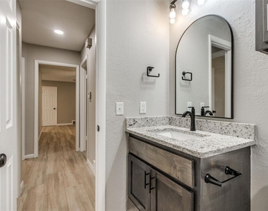 1612 Cherry Stone Street - Photo Thumbnail 18