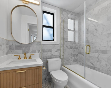244 West 72nd Street - Photo Thumbnail 5