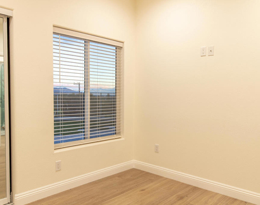 713 Mission Drive - Photo Thumbnail 14