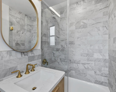 244 West 72nd Street - Photo Thumbnail 6