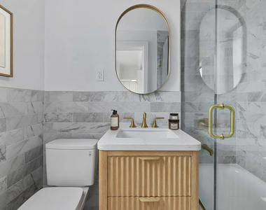 244 West 72nd Street - Photo Thumbnail 5