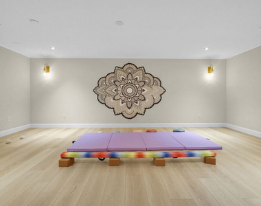 23255 Mariposa De Oro Street - Photo Thumbnail 41