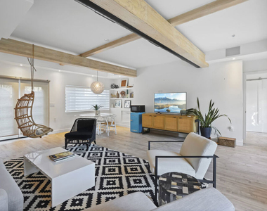 23255 Mariposa De Oro Street - Photo Thumbnail 50