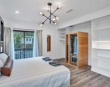 3550 Laketree Dr - Photo Thumbnail 22