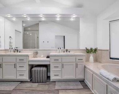 3550 Laketree Dr - Photo Thumbnail 25