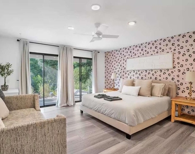 3550 Laketree Dr - Photo Thumbnail 27