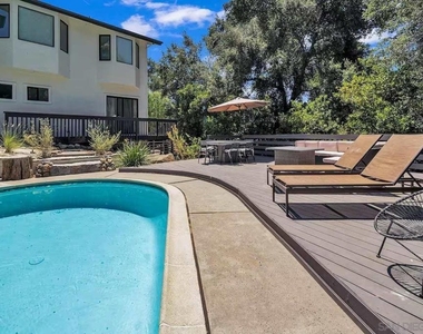 3550 Laketree Dr - Photo Thumbnail 40