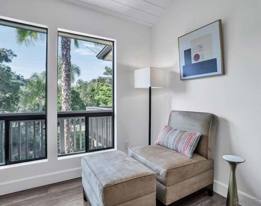 3550 Laketree Dr - Photo Thumbnail 6
