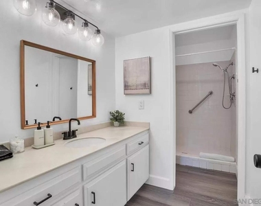 3550 Laketree Dr - Photo Thumbnail 31