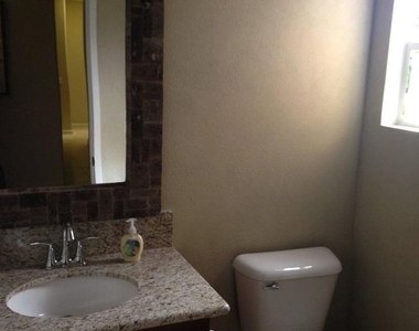 79760 Desert Willow Street - Photo Thumbnail 8