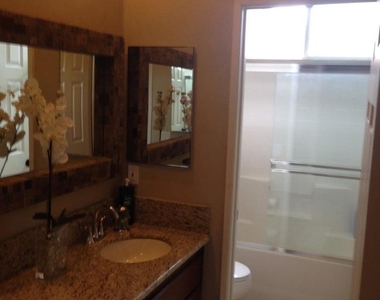79760 Desert Willow Street - Photo Thumbnail 14