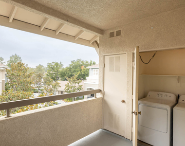 27800 N. Mcbean Parkway - Photo Thumbnail 10