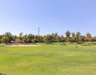27800 N. Mcbean Parkway - Photo Thumbnail 24
