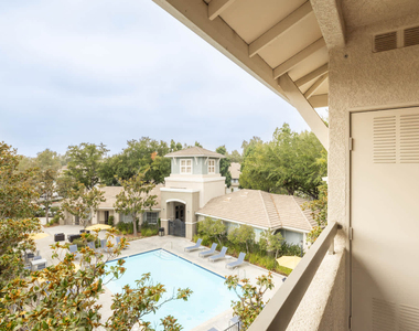 27800 N. Mcbean Parkway - Photo Thumbnail 9