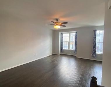 105 Chamomile Court - Photo Thumbnail 18