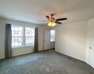 105 Chamomile Court - Photo Thumbnail 6
