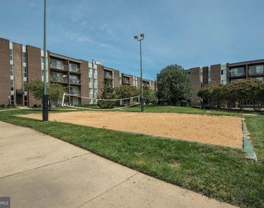 60 S Van Dorn Street S - Photo Thumbnail 13