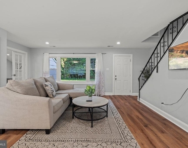 124 Pennypacker Drive - Photo Thumbnail 8