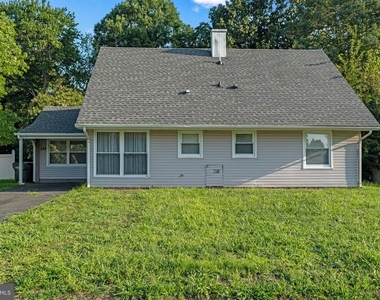 124 Pennypacker Drive - Photo Thumbnail 1