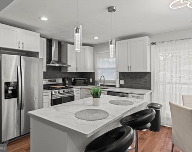 124 Pennypacker Drive - Photo Thumbnail 6