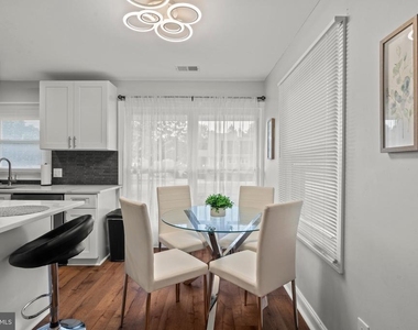 124 Pennypacker Drive - Photo Thumbnail 4