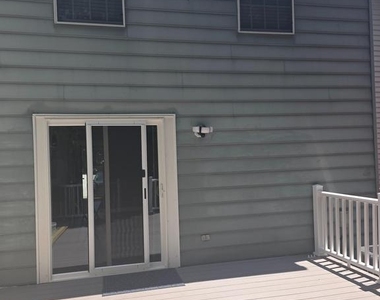 9638 Glendower Court - Photo Thumbnail 14