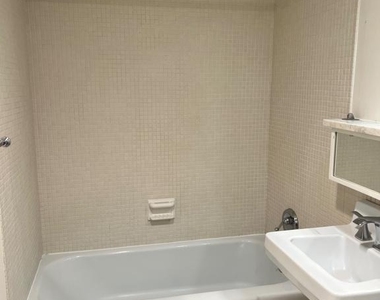 429 N Sw - Photo Thumbnail 15