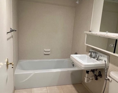429 N Sw - Photo Thumbnail 18
