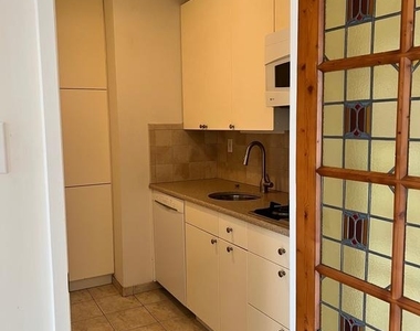 429 N Sw - Photo Thumbnail 3