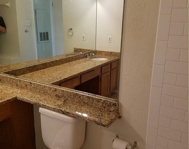 2450 Wickersham Ln - Photo Thumbnail 12