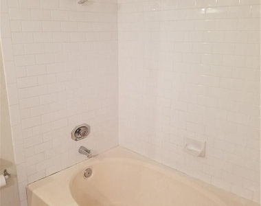 2450 Wickersham Ln - Photo Thumbnail 13