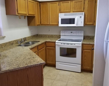 2450 Wickersham Ln - Photo Thumbnail 4