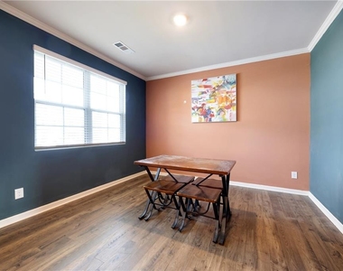 7571 Deerridge Way - Photo Thumbnail 4