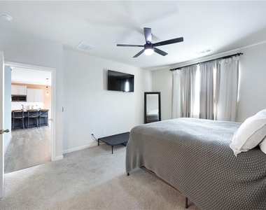 7571 Deerridge Way - Photo Thumbnail 13