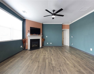 7571 Deerridge Way - Photo Thumbnail 9