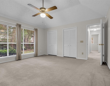 10 Treadwell Place - Photo Thumbnail 14
