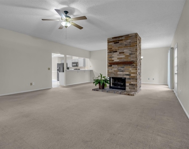 10 Treadwell Place - Photo Thumbnail 3