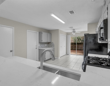 10 Treadwell Place - Photo Thumbnail 20